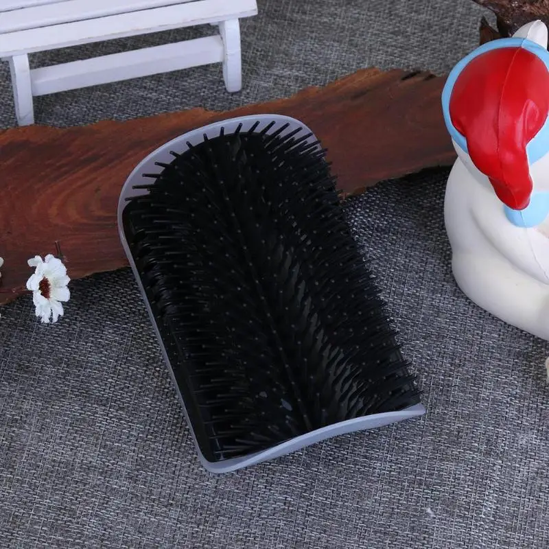 Cats Self-Grooming Corner Comb