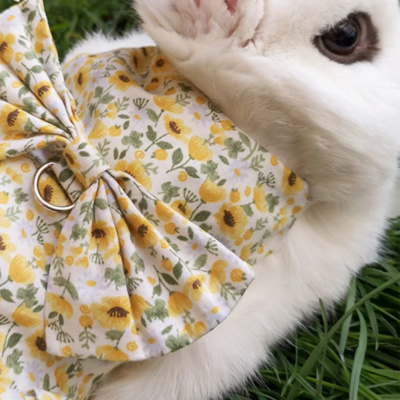 Cute Bunny Dress Pet Vest Accessories Outdoor Leash Rabbit Floral Harness Leash Set Clothes Harness For Rabbit Ferret Piggies