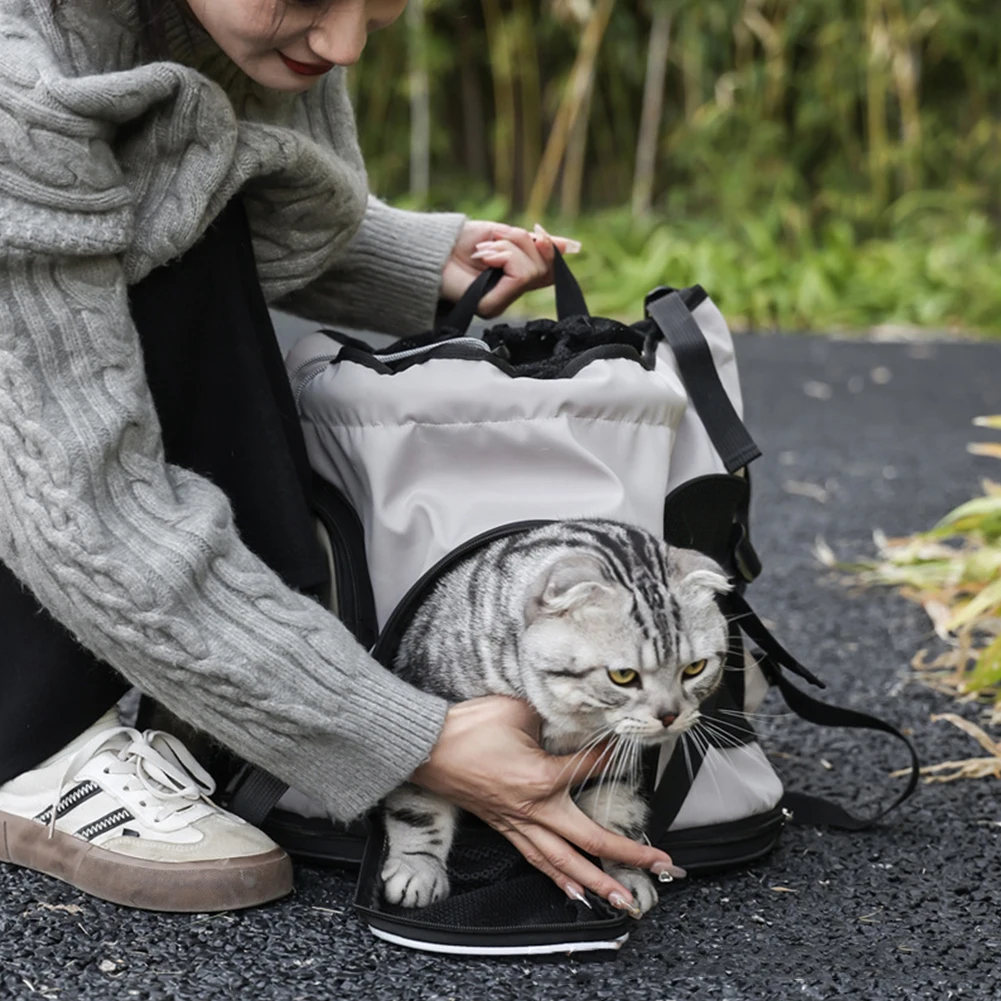 Ventilation Large Capacity Cat Carrier Backpack Adjustable Strap Pet Carrying Bag Portable Cat Backpack for Outdoor Travel