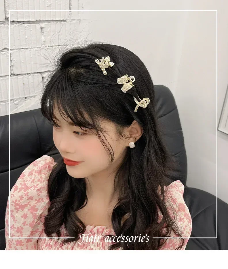 Mini Hair Claw Retro Diamond Flower Women Girls Pearl Rhinestone Crab Claw Clip Small Hairpins Hair Crab Korean Hair Accessories